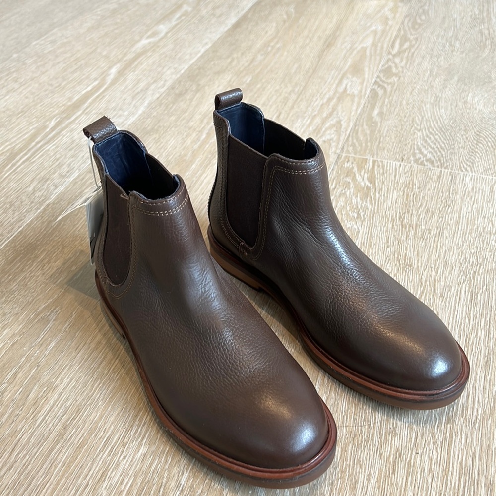 Zara dark brown leather ankle boots, zara size 36, US size 4, NEW